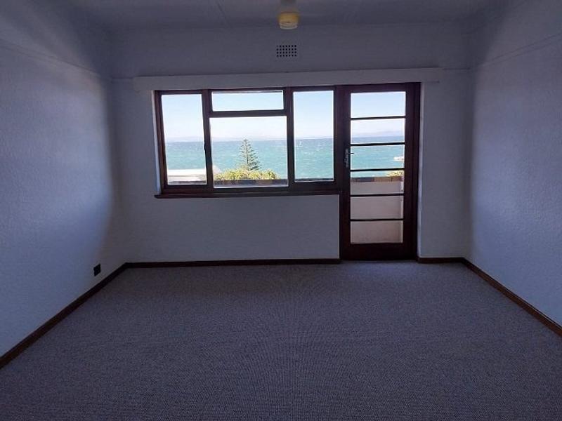 2 Bedroom Property for Sale in Simons Town Western Cape